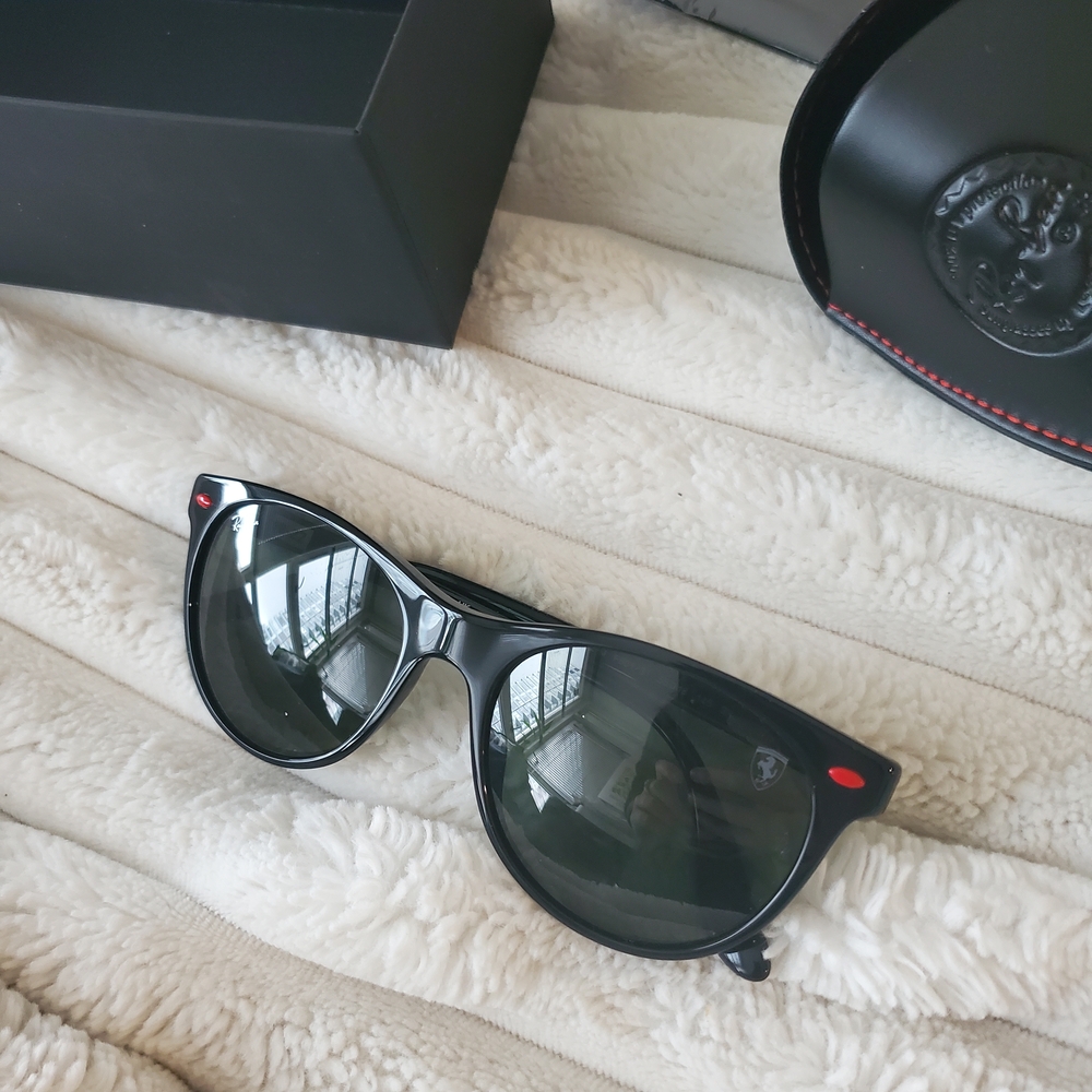 RayBan Womens Black Sunglasses